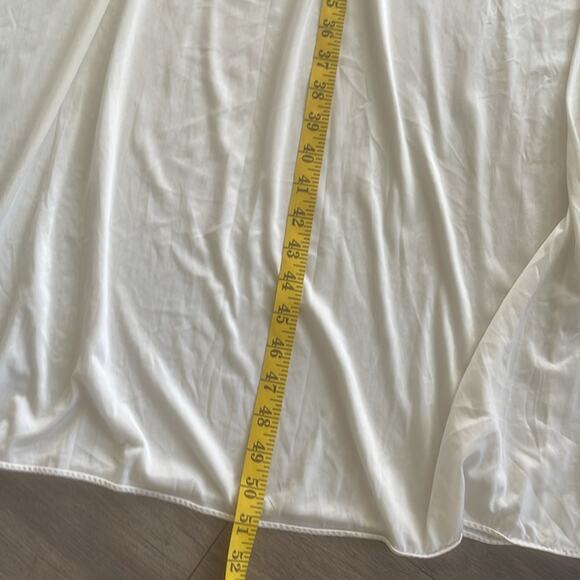 Vintage Vanity Fair size Large made in usa Cream nigth gown - Picture 5 of 11